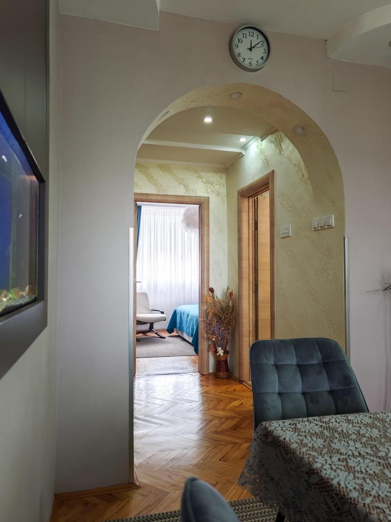 Apartman Julija Donji Milanovac Buitenkant foto
