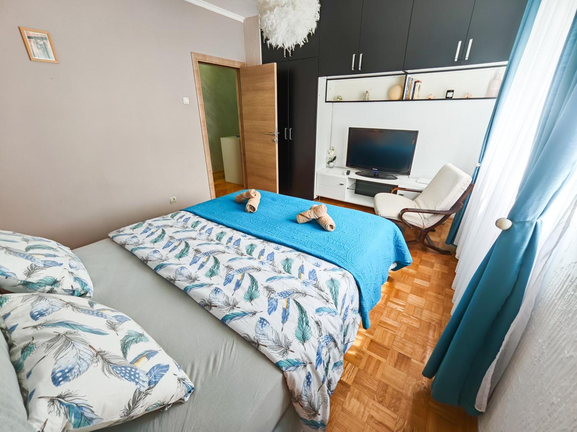 Apartman Julija Donji Milanovac Buitenkant foto